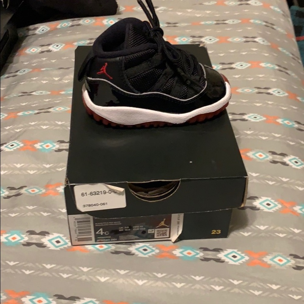 Infants shoes